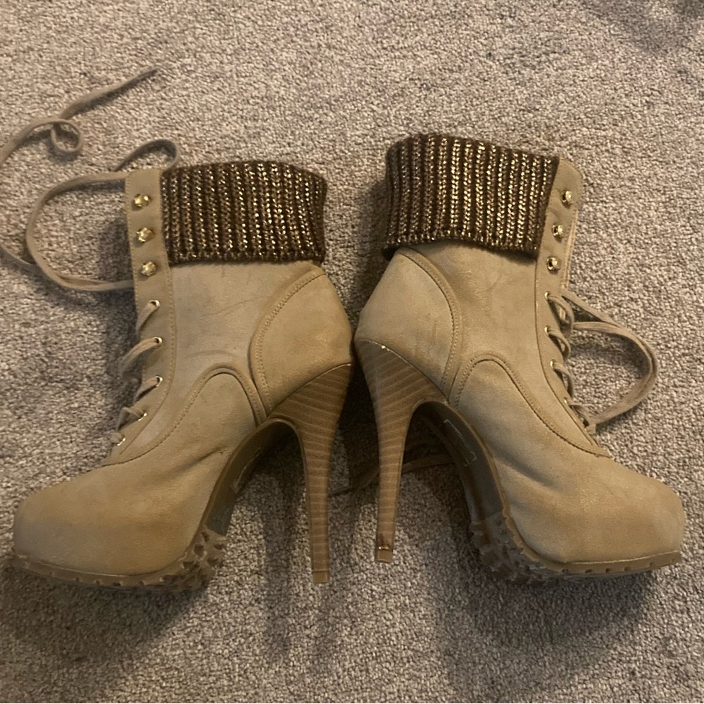 Tan Knokie Lace Up Ankle Boots - Picture 2 of 6
